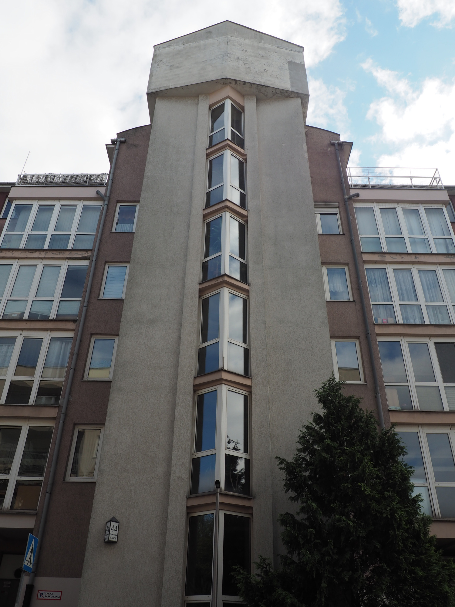 Zdjęcie architektury budynku Budynek mieszkalno-usługowy